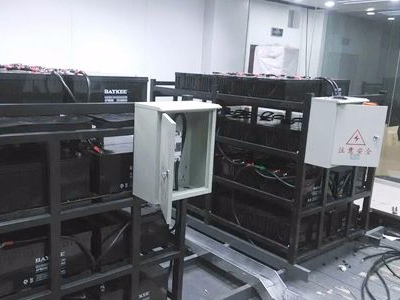 UPS電源室機房空調(diào)如何配置？